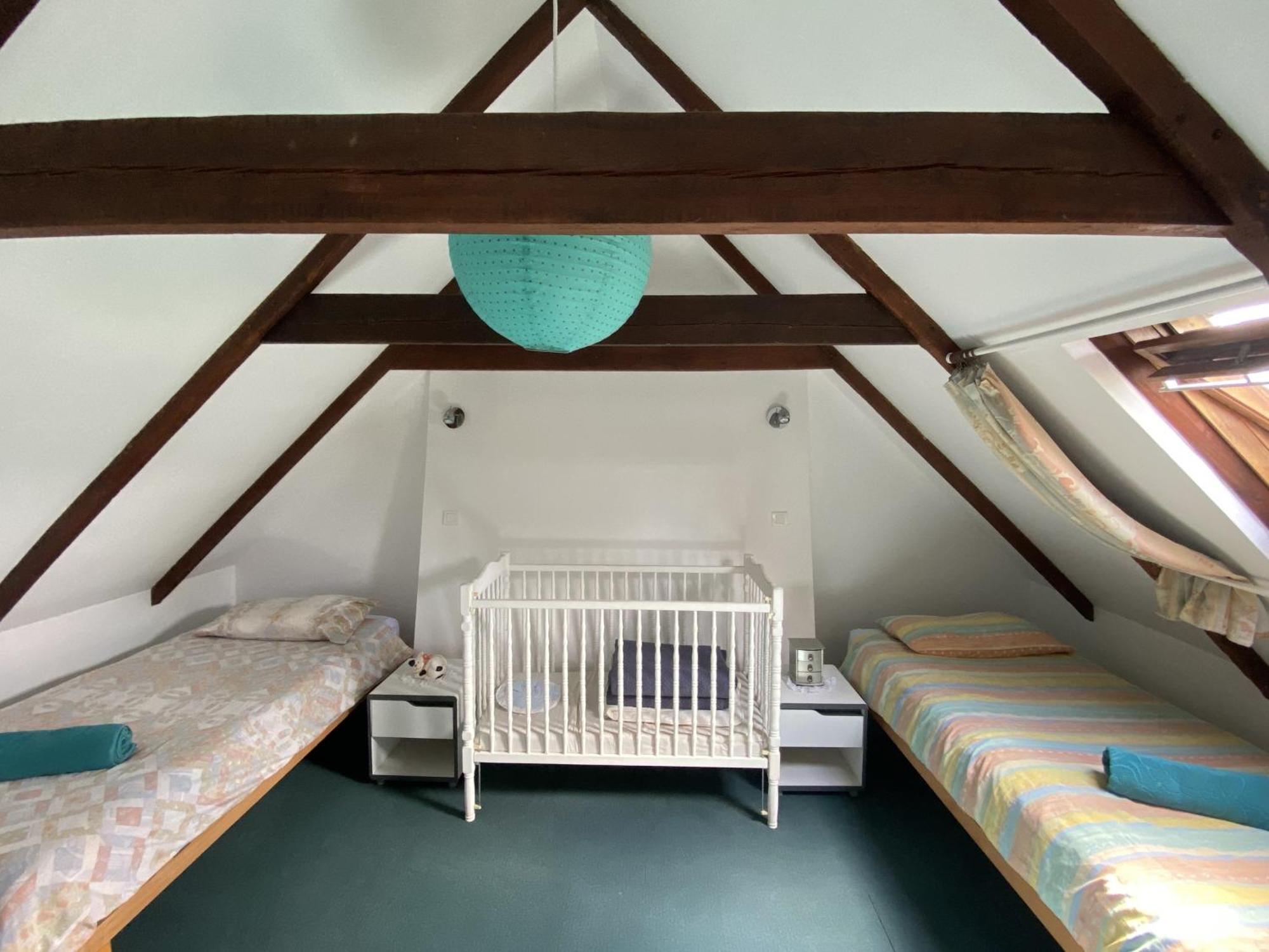 Sue'S Cottages Pleuven 외부 사진