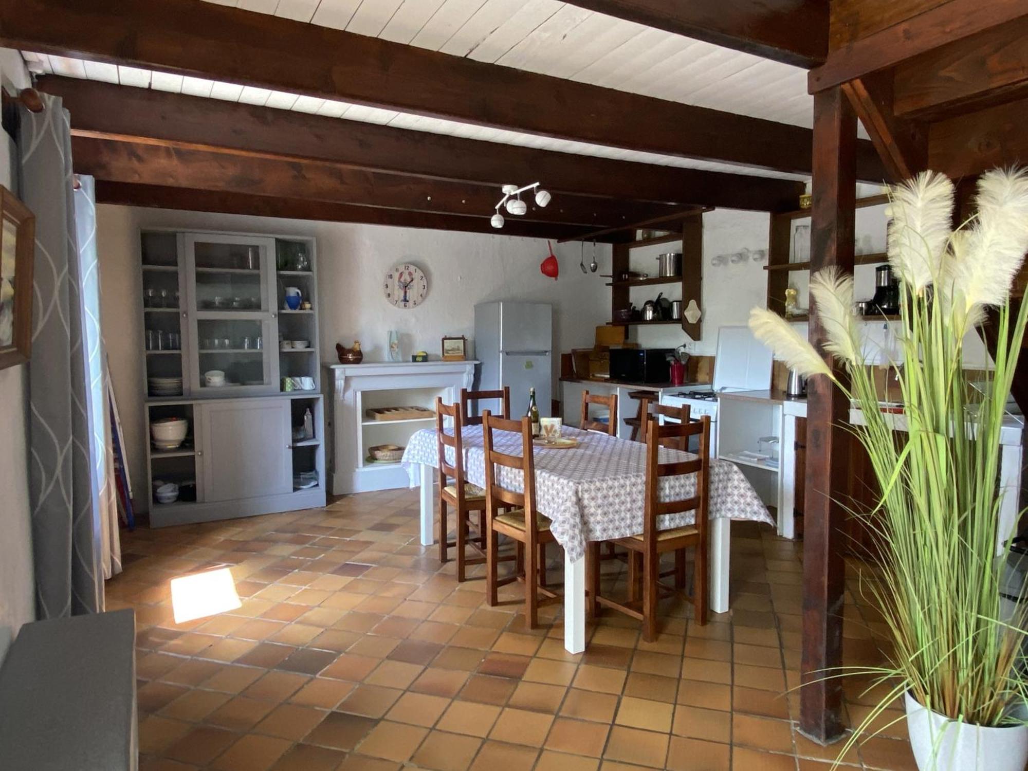 Sue'S Cottages Pleuven 외부 사진